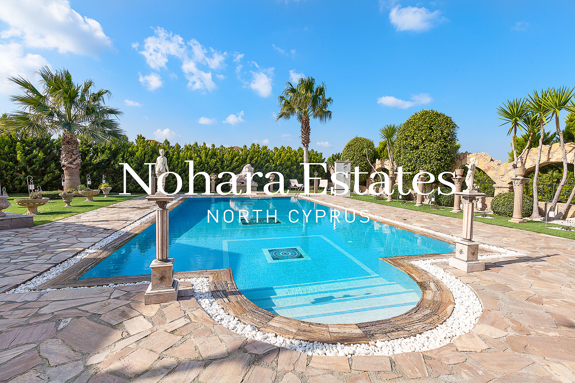 Kuzey Kıbrıs Lapta'da Satılık Lüks Villa 3