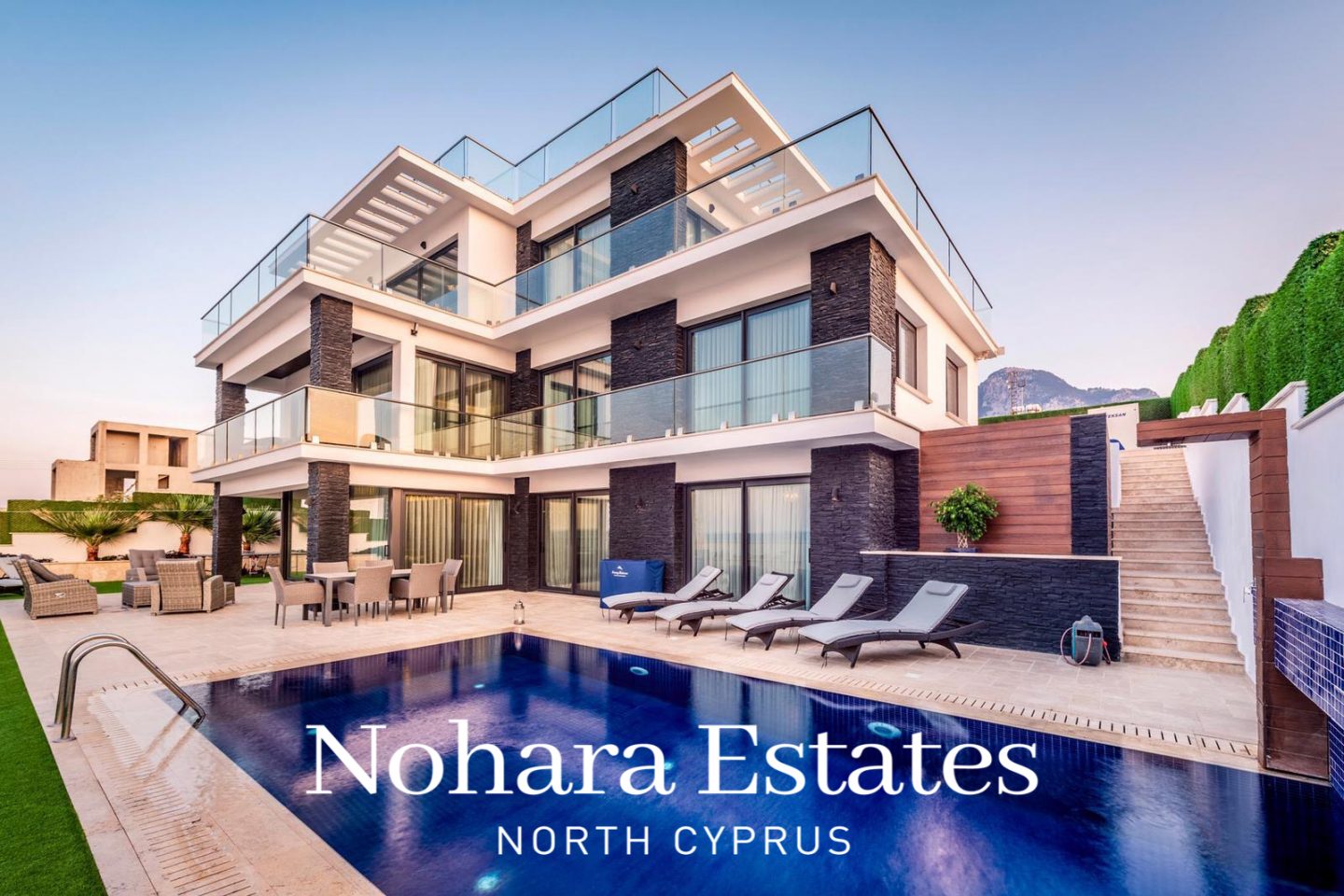 Kuzey Kıbrıs Karsiyaka'da Satılık Villa 60